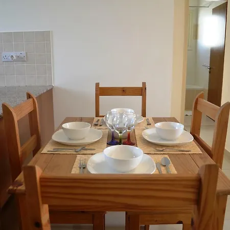 Floor, 2 Bedroom Vanessa D204, Free Wifi, Village View * بييا