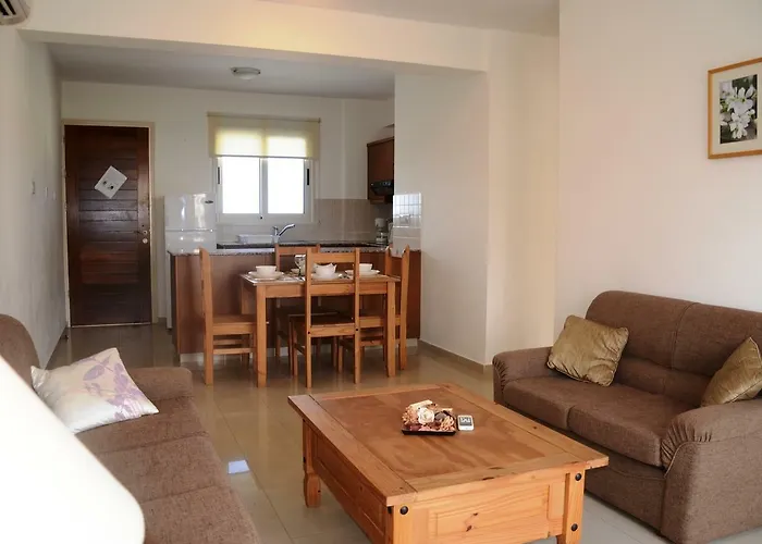 Floor, 2 Bedroom Vanessa D204, Free Wifi, Village View アパート