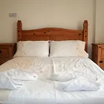 Floor, 2 Bedroom Vanessa D204, Free Wifi, Village View * Peyia