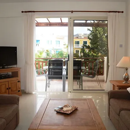 Floor, 2 Bedroom Vanessa D204, Free Wifi, Village View