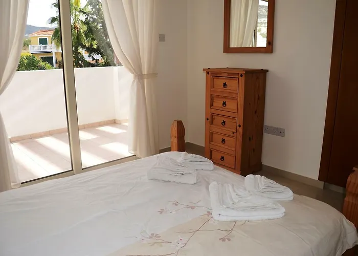 Floor, 2 Bedroom Vanessa D204, Free Wifi, Village View Pegeia