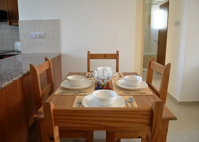 Floor, 2 Bedroom Vanessa D204, Free Wifi, Village View * Pegeia